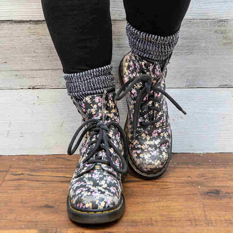 Extra Wide Sock Co Extra Wide Loose Fit Merino Wool Crew Socks - 2 Per Bag 4 Extra Wide Sock Co Extra Wide Loose Fit Merino Wool Crew Socks - 2 Per Bag - Image 4